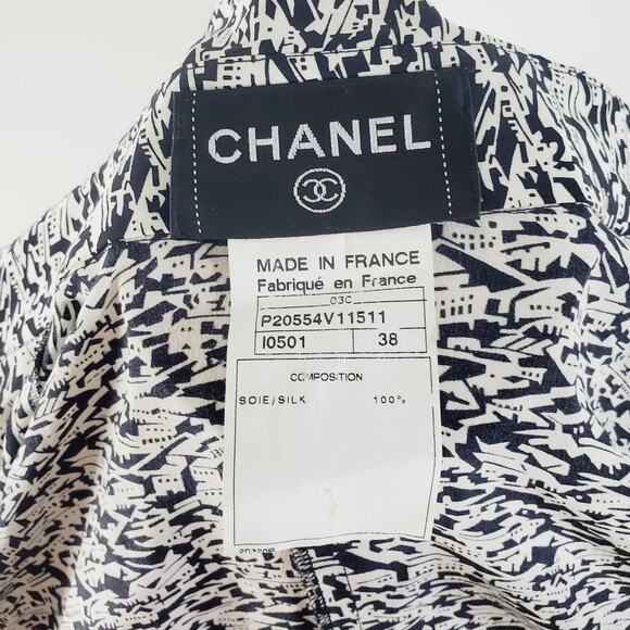 CHANEL 2003 Cruise Collection Black White Seaside Cityscape FR 38 - Picture 10 of 13